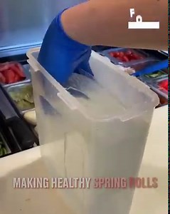 4.8M views · 21K reactions | The perfect vegetable-packed spring rolls 塞  | FOODbible | Facebook