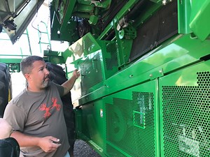 Tractor Hacking: Watch Our Documentary About Farmers Fighting for the Right to Repair