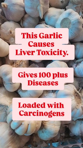 463K views · 17 reactions | One garlic heals, the other harms! 龍✅ Do you know how to differentiate Chinese garlic vs Indian garlic? Your liver, metabolism & even cancer risk depend on this choice. Watch carefully & choose wisely! #GarlicTruth #AyurvedaLiving #NaturalHealing #FoodAsMedicine #IndianGarlic #HealthReel #DetoxNaturally #TriaanyasTips #GarlicBenefits #AvoidChineseGarlic #triaanyas | Health Mantra | Facebook