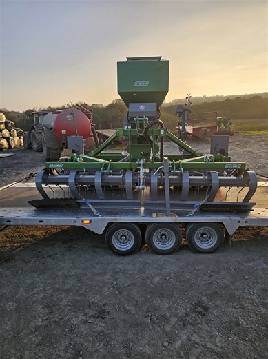 🚜 It’s been a busy few weeks at BC Agri Machinery! 🌾 Last week, we delivered a 3M Agriwir Grass Seeder to Tom near Henley-on-Thames, and this week we supplied a Seeder Unit locally to Rhys from the Cleberston Road area. A big thank you to both for your trust and business – it’s always great to see our machines going to good farms! 👨‍🌾 ✅ Currently in stock: • Agriwir 5M Grass Seeder (tine type) – ready for immediate delivery • Agriwir 3M Disc Seeder – available now • Rimach Shear Grab 1.6m an