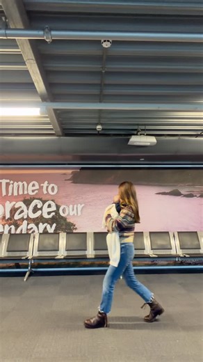 Binkie Moorhead Design on Instagram: "Baby’s first trip back to the motherland. She was an absolute legend on both flights, thankfully! Flying with a little person is a whole new experience. 💕🦉🙏🏼 ☘️ #ireland #interiordesigner #BMD"