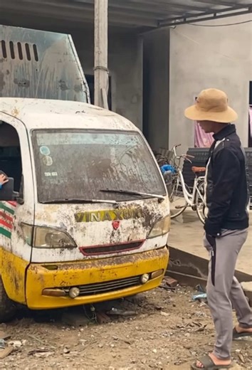 #carsoftiktok #detailing #classiccar #carrestoration #diymechanic