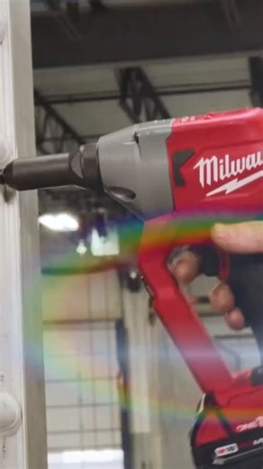 Fastest Cordless Riveting. M18 FUEL™ 1/4" Blind Rivet Tool w/ ONE-KEY™. | Milwaukee Tool