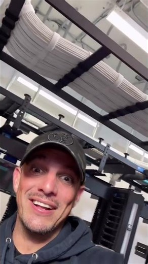 one of the OGs and does clean structured cabling work @little_idf_guy