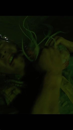 Pest control on an alien parasite🤢#horrorgaming #creepypasta #darkpicturesanthology