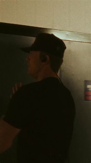 KY and VA, hell of a weekend. Cold but y’all showed up for us and we loved every second | Parker McCollum