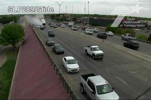 Rollover on Loop 289 and Slide Road overpass causes traffic Friday afternoon