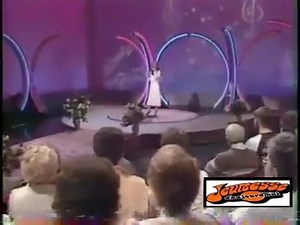 3.2K views · 51 reactions | Céline Dion - Une colombe (1984) Pas de partages de vidéos SVP, Veuillez respecter cette consigne | Souvenirs De Jeunesse d'Aujourd'hui | Facebook