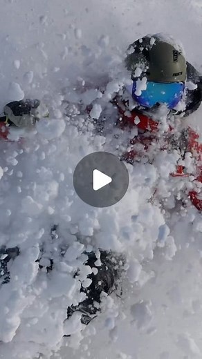 Marcus Caston on Instagram: "Be sure to have the powder. It’s delicious. 📸:@oskar_enander"