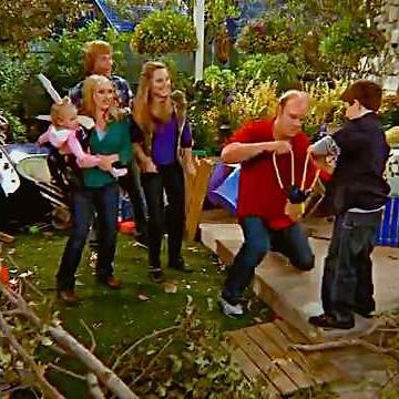 Good Luck Charlie - Up a Tree