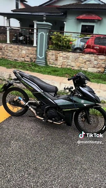 Yamaha Y15ZR & Y16ZR Test Drive Review