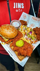 My Favourite Manchester Munchbox🍔 📍 @jimsfried #burger #burgers #foodporn #friedchicken #fries #hamburger #cheese #🍔 #munchbox #theburgerreviews #cheatmeal #food #takeaway #bestfood #fyp | The Burger Reviews