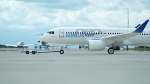 E-flite Airbus A320neo 双 64mm EDF 遥控喷气客机