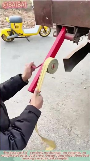 Effortless Gear Storage: Tighten, Lock, Done!