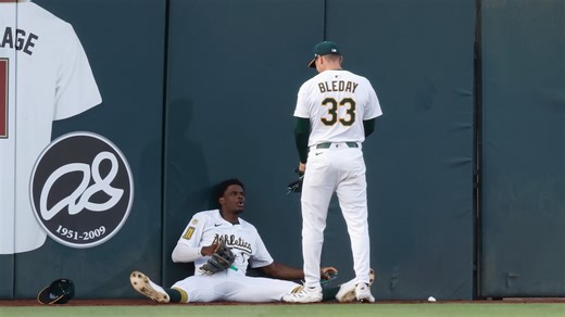 Denzel Clarke wins Play of the Week with running grab