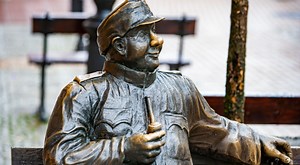 Dobry wojak Szwejk i inni, czyli pochwała kpiny z armii, wojny i biurokracji