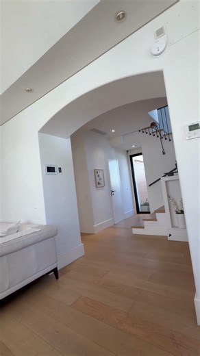 TURN UP THE VOLUME 🔊😱