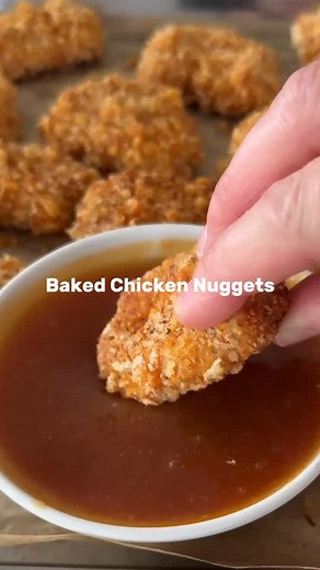 Nicole Maguire on Instagram: "Baked Chicken Nuggets It gets loud at this time of year – there is so much happening and most nights I just need dinner to happen quickly. If you’re juggling the same end-of-year chaos and need something everyone will happily eat that you can make on autopilot, you need to try these! I’ve found it hard to find frozen nuggets in the freezer section that I feel good about buying, but of course some nights need an option which is extra easy. These tick every box. You c