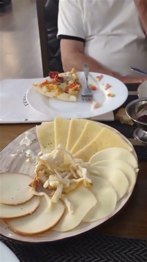 ОТМЕЧАЕМ ДЕНЬ РОЖДЕНИЯ В РЕСТОРАНЕ