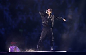 Jung Kook über Solokarriere und das Schreiben für BTS: „Ich bin einfach ein unbekümmerter, offener Mensch“