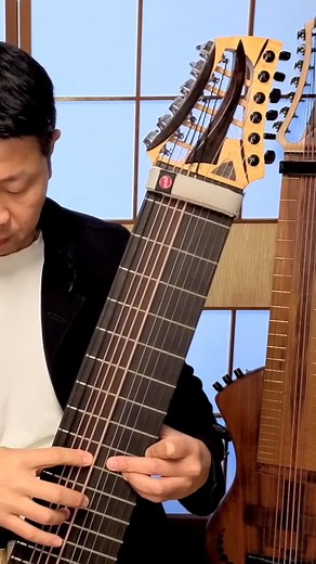 D and E, actually meant A and B🤓 Challenges of making lesson videos on the road😳 gonna have this one in both 4ths and 5ths bass🙏 #KaiKurosawa #bassist #touringmusician #chapmanstick (ではないぃい） | Kai Kurosawa