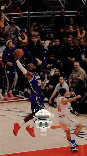 Women vs Men's Dunk. #nba #nbaedits #basketball #basketballball #respect
