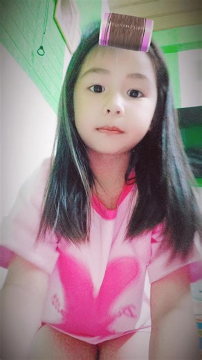 Video của mỹ hoàng 1997 (@americanmyhoang) với bản nhạc nhạc nền - Thanh nhàn - quimathi