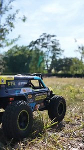 The Venture18 marks the exciting arrival of the Ford Bronco 4400 to the HPI lineup – a bold, trail-ready rig inspired by the legendary Ultra4 off-road race machines. The officially licensed body features aggressive RTR Vehicles Off-Road styling, molded tube-style roll cage and interior, front LED light bar, and a pre-painted clipless polycarbonate body, in either Vaughn Gittin Jr or Loren Healy high-impact desert race livery that captures the essence of Ford's off-road racing heritage. Find out 