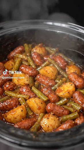 Crockpot Smokies with Beans and Potatoes It’s the perfect set-it-and-forget-it dinner for busy days. 😍 Full recipe is on my page— right under my profile picture ⬆️