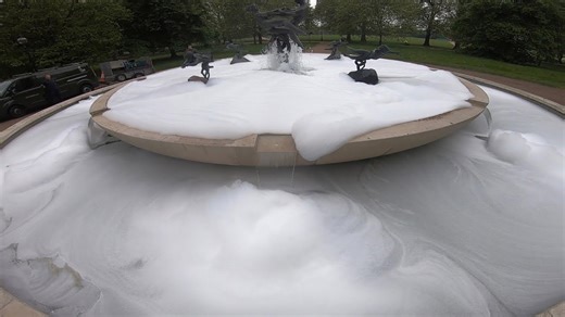 Group creates massive bubble bath in London