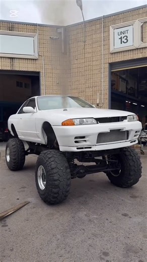 9 Aftermarket Motorsports on Instagram: "🏁🤯 Give me this over anything at #sema anyday! As a hardcore JDM Nissan enthusiast & Offroad connoisseur this does it for me lol 🤯🏁What an absolutely dope build! @lowstandardsjay 🔧🏁Looking for dope parts for your build? We got em in the link in bio!🏁🔧 #builtnotbought #jdm #skyline #gtr #r32 #nismo #gtst #lifted #offroad #jdmasfuck #9aftermarket #9am"