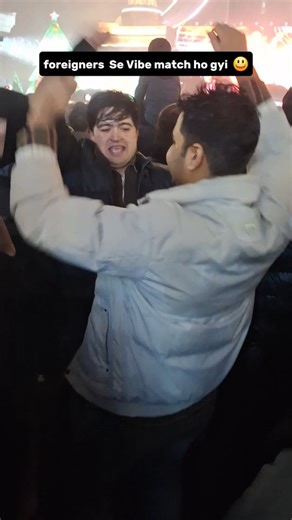 Piyush Gupta on Instagram: "Foreigner se vibe match ho gyi 😃 #reels #dance #instagood #newyearparty #danceparty"