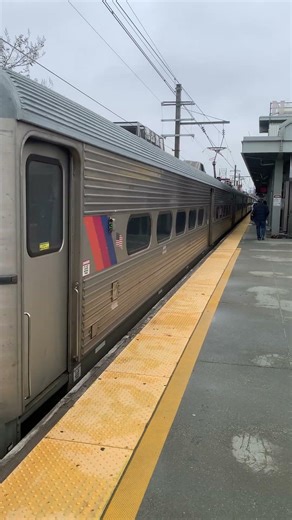 NJT Arrow III Departs Newark Airport