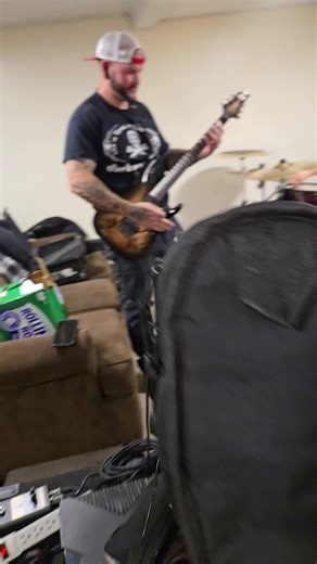 Ladies and Gentlemen! #limpbizkit #guitar #numetal #metal