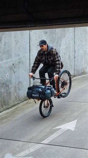 ⛔️ STOOOOPP! Our Mini V3's in Glorious Grey and Copperhead are finally in stock on the EU site. Expect Galaxy Black, Blurple and Intergalactic Guacamole to arrive in late April ✌️ | Omnium