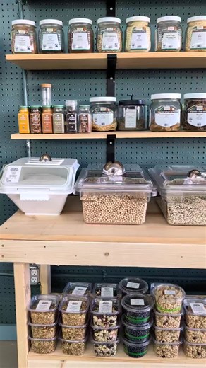 Ready to bulk up? 😜 What do we even have in our bulk apothecary? Herbal caffeinated teas. Spices, herbs, dried medicinal mushrooms, dried beans, lentils, pasta, salt, flour, sugar, nut mixes, dried fruit, dried florals, chocolate chips, seeds and the list goes on! We also carry non toxic cleaning products you can refill your containers. Laundry, dish soap powder, all purpose cleaner. Wool dryer balls, compostable sponges, bamboo scrubbers, wooden utensils!! | Holistic Mountain Market