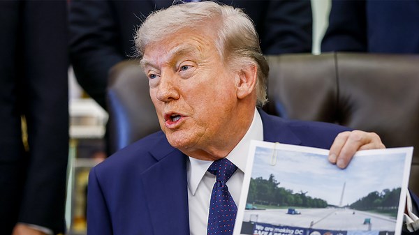 Trump teases flashy new color for DC reflecting pool