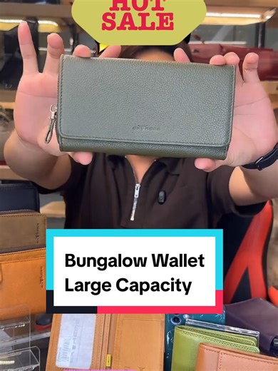 Bungalow Wallet: Large Capacity for Every Need