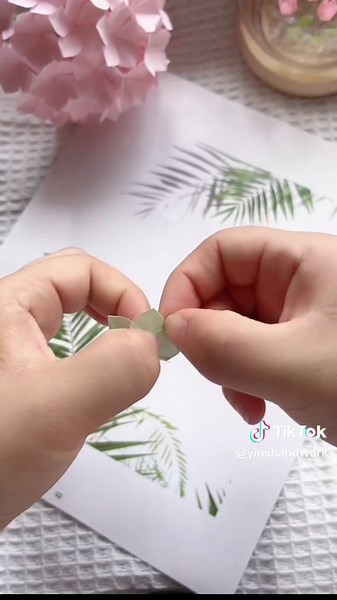 How to Make Hydrangea Paper Flowers Easily at Home