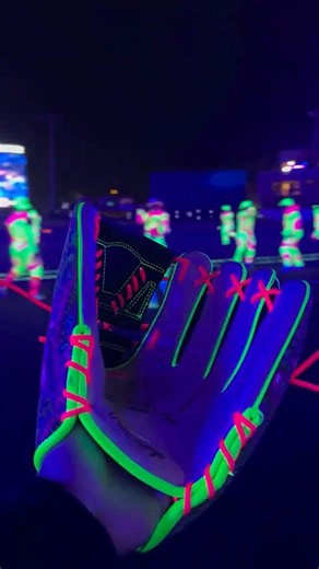 Look at this REV1X for the Cosmic Chili Peppers😮💨🌶️#teamrawlings #baseball