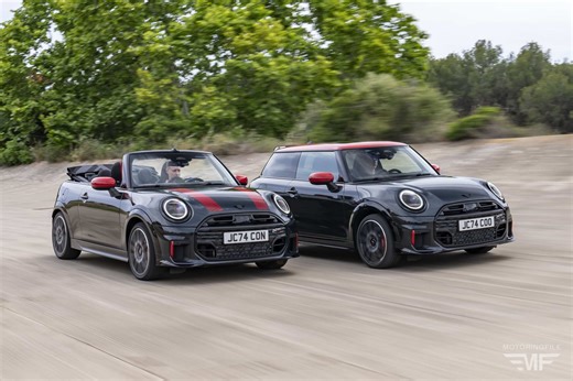 First Look Video: the 2025 MINI Cooper JCW Brings more Power, A Fresh Look & New Tech - MotoringFile