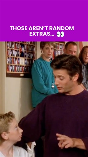 This Step by Step scene was basically a family reunion in disguise! A bunch of the extras were actually cast family members. Be honest, who knew this at the time? #90stv #tgif