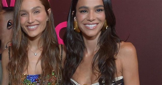 Salvador: Bruna Marquezine usa chinelo e look de R$ 68 mil ao lado de Sasha