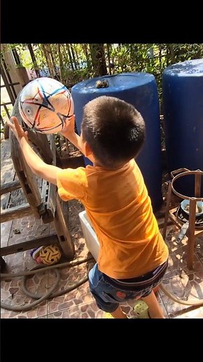 Inflate the football properly ⚽️ #NongPhop #pobfamily