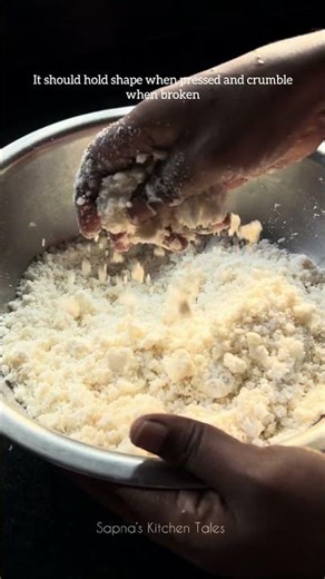 Soft Kerala Puttu Recipe | Steamed Rice Flour Puttu with Coconut