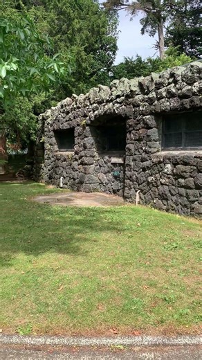 This Bathroom looks like a Castle! #newzealand #castle