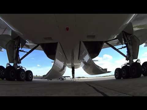 Opening Boeing 777 Landing Gears Doors | Wheel Well Inspection