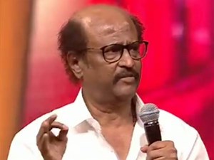 #petta பேட்ட இசை வெளியீட்டு விழாவில் அரசியலை தவிர்த்த ரஜினி... காரணம் இது தான்!