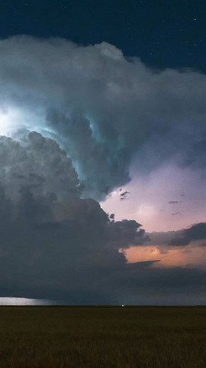 669 reactions · 29 shares | A ferocious supercell literally explodes...