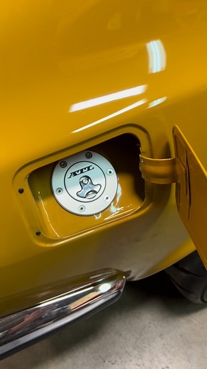 Eric Bizek on Instagram: "Details on the @atlracingfuelcells access panel and fuel filler solution I came up with for the last S30 Z build. No spilling gas in the trunk and easy access to the sending unit. #jdmlegends #s30z"